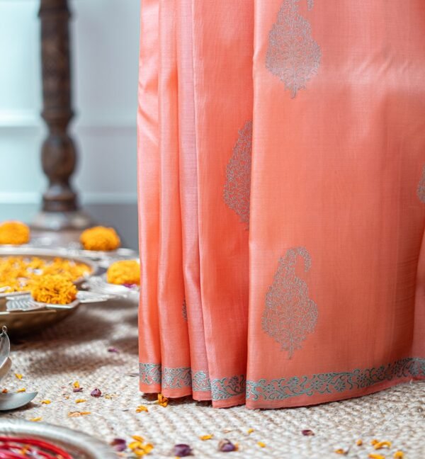 BLUE AND PEACH PURE SILK, SILK MARK, KANCHIPURAM RESHAM WEAVE - Image 4