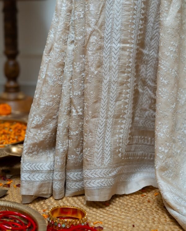 KANTHA STICA, BEIGE WITH WHITE HANDWORK, RAW SILK - Image 3